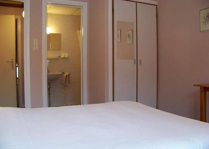 Le Vieux Moulin Hotel